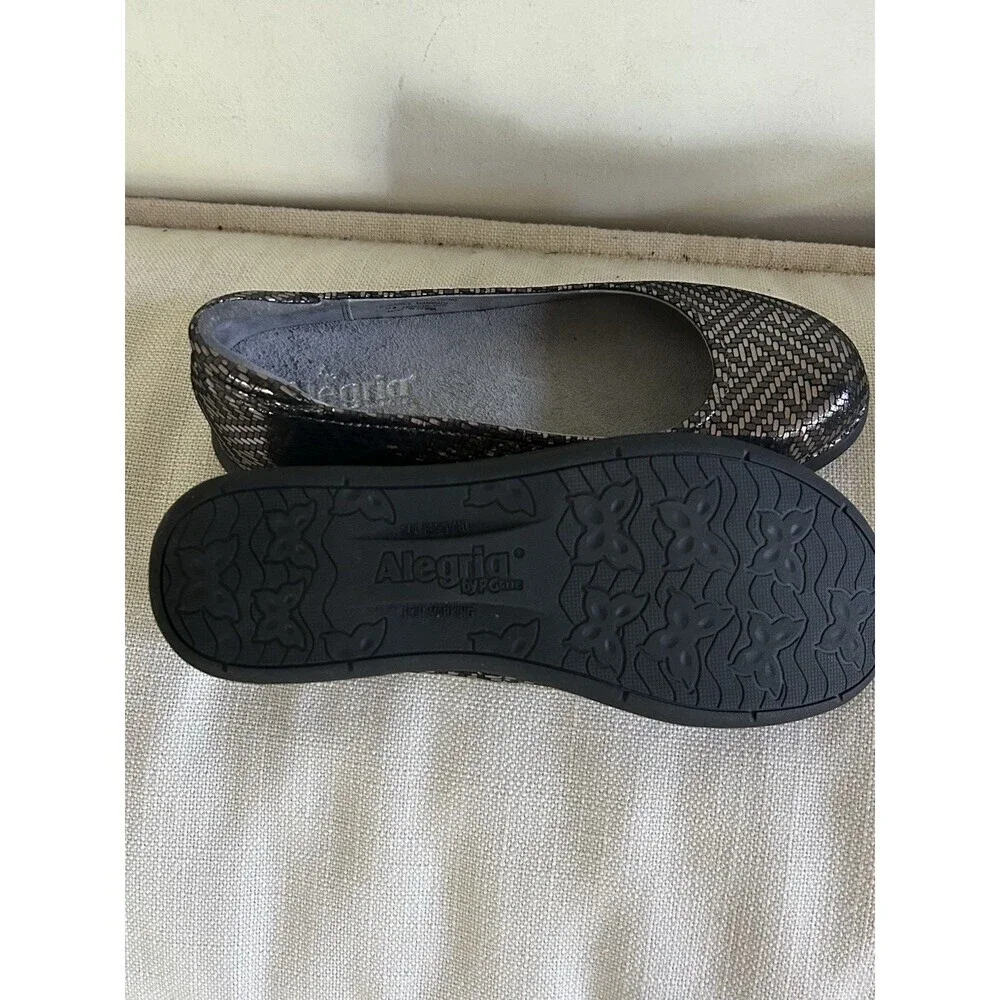 Alegria size new